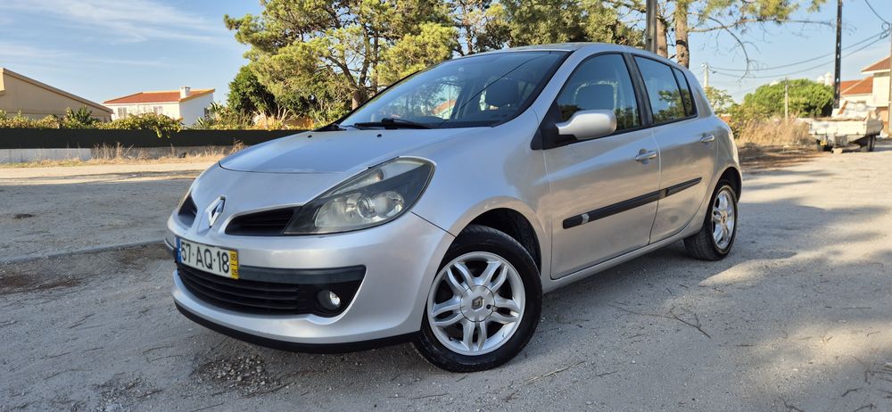 Renault Clio 1.2i de 2005 NACIONAL