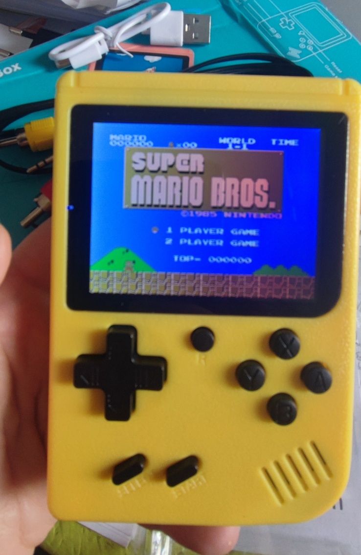 Game boy com Super Mario Bros, o clássico. Novo