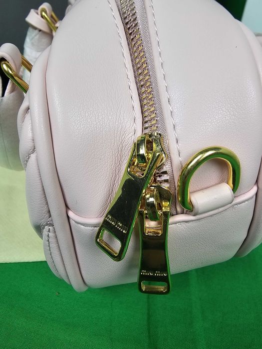 Torebka damska Miu Miu torba biznesowa rozowa pelne logowanie kuferek