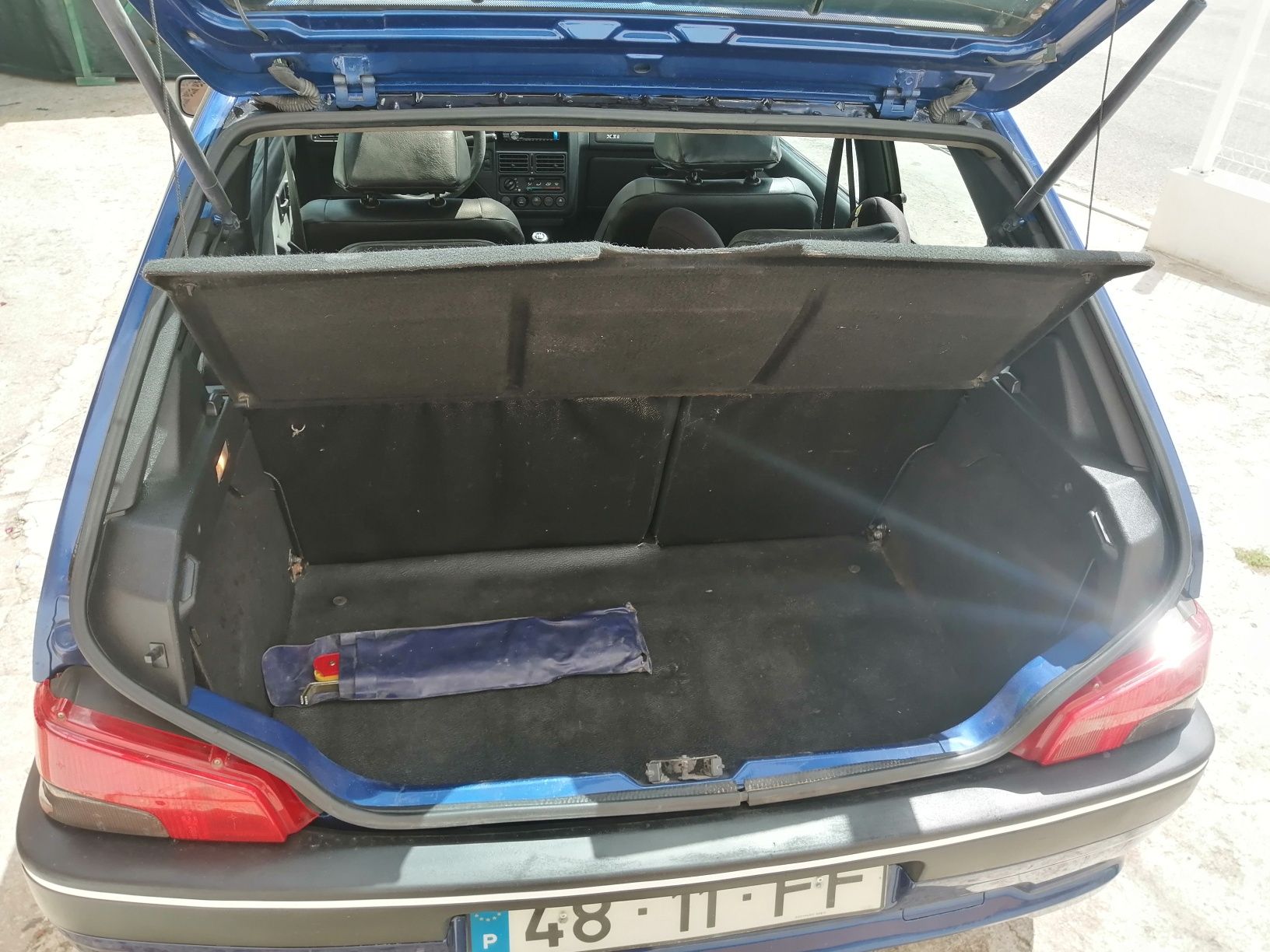 Peugeot 106 Xsi - possivel troca
