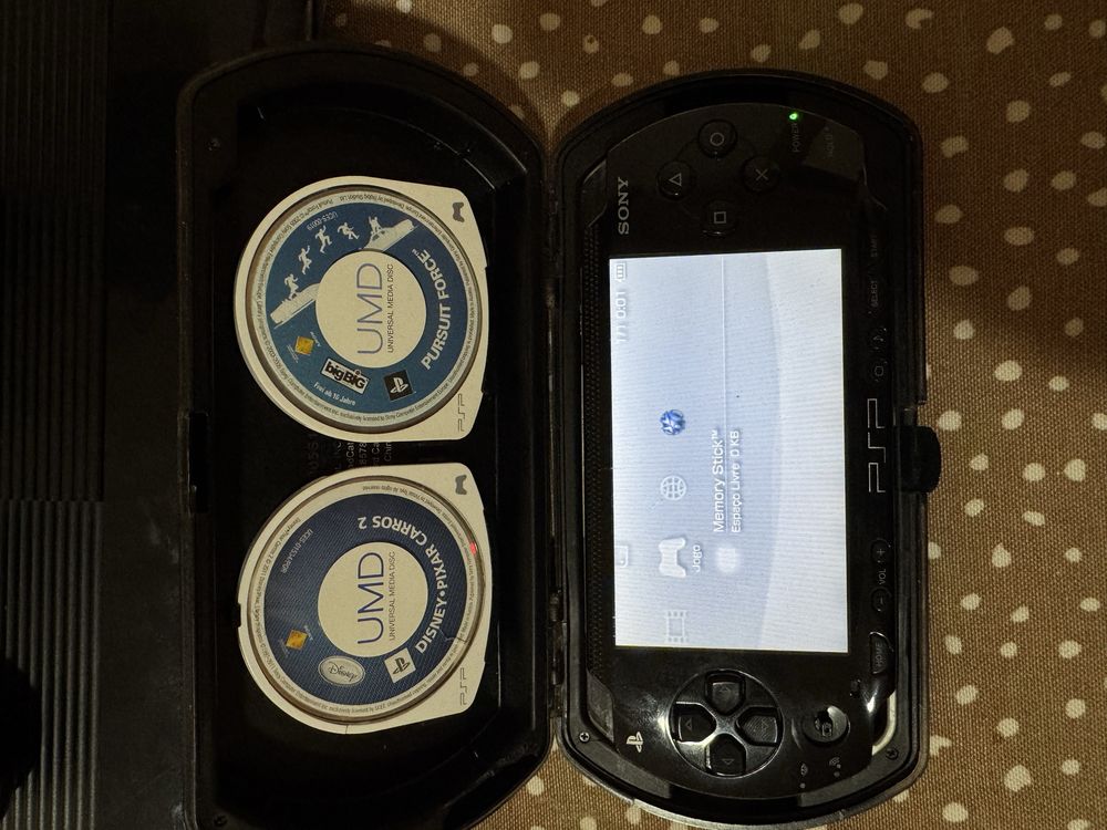 Ps3 250gb + PSP ambas desbloqueadas