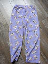 Fioletowe spodnie z piżamy