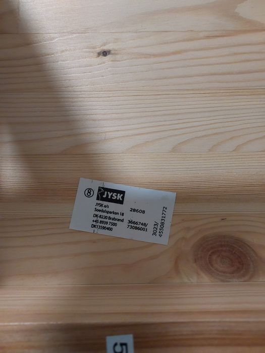 JUSK. Кухонний набір. Стіл + 4 стільці (стол кухонный со стульями).