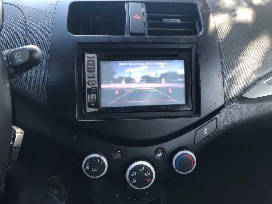 Chevrolet Spark 2LT      2014