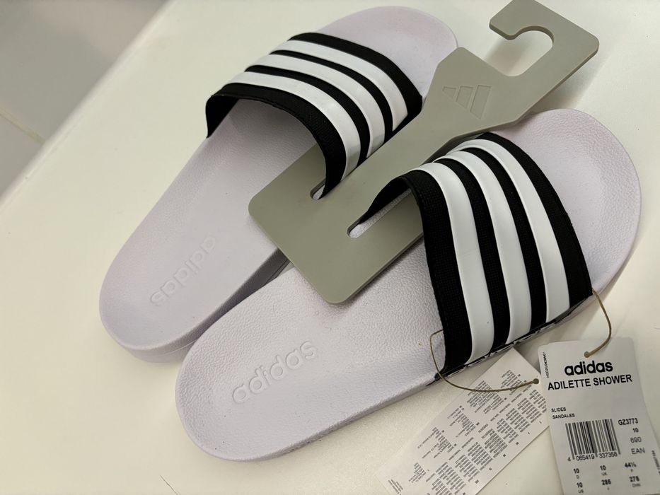 Klapki adidas oryginal 42/44 new