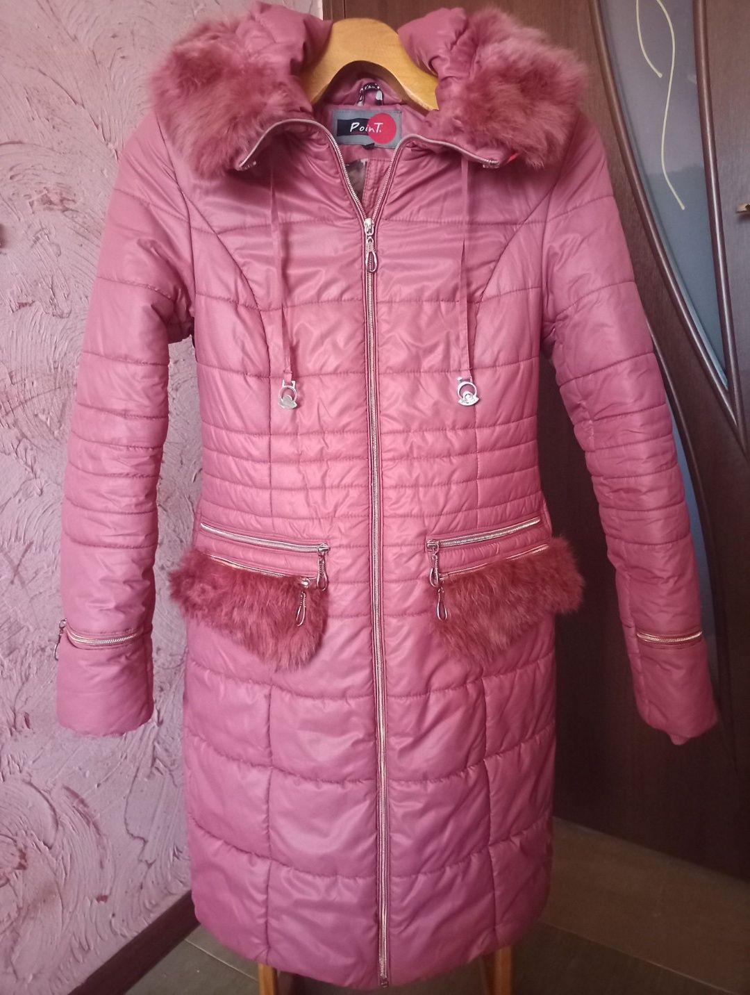 Куртка зимня,розмір 42