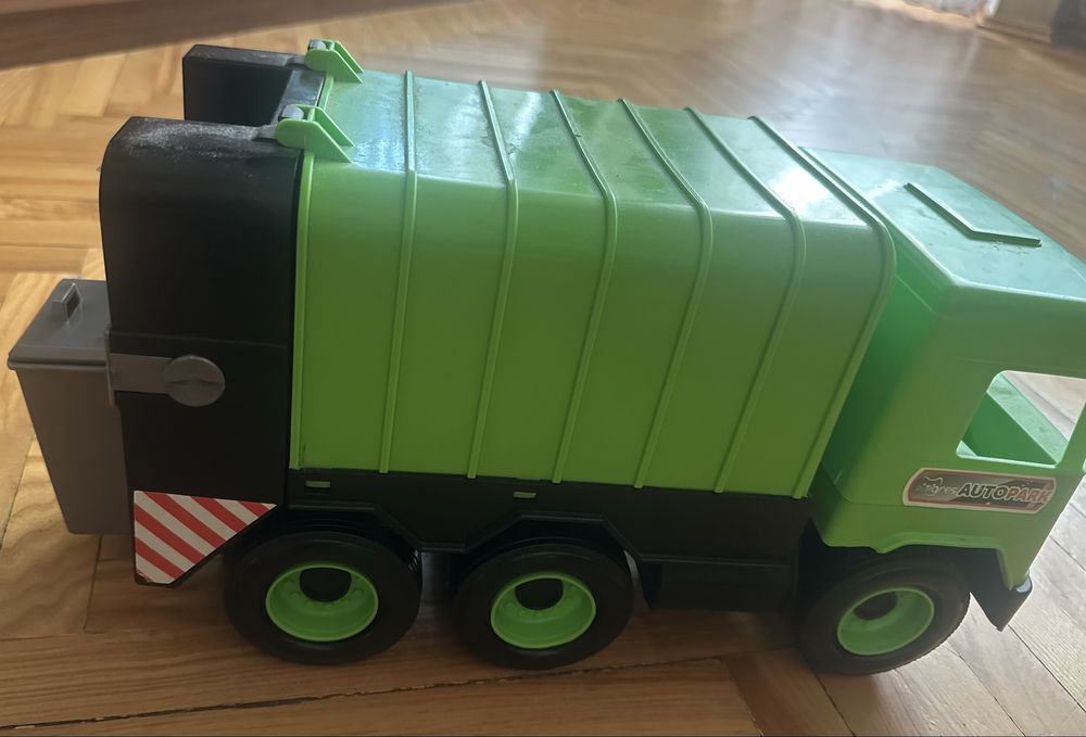 Машина мусоровіз