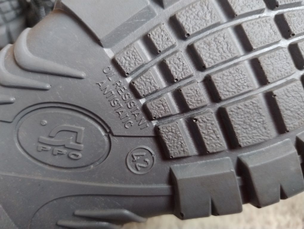 Buty robocze męskie 42 nowe