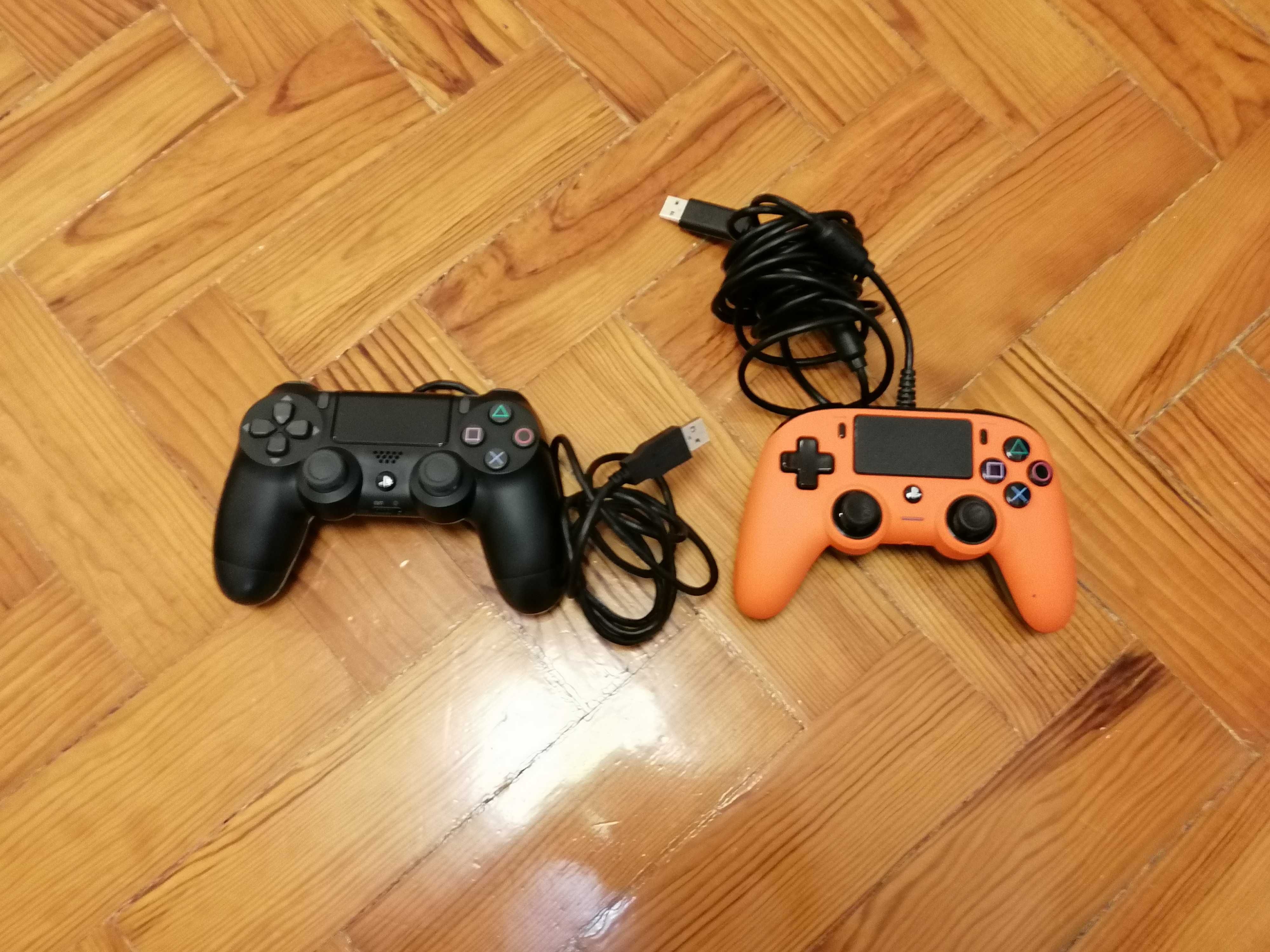 Playstation 4 com 2 COMANDOS-NOVO PREÇO