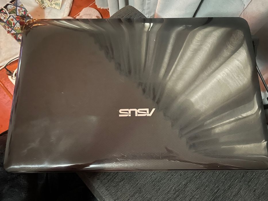 Portátil/computador asus