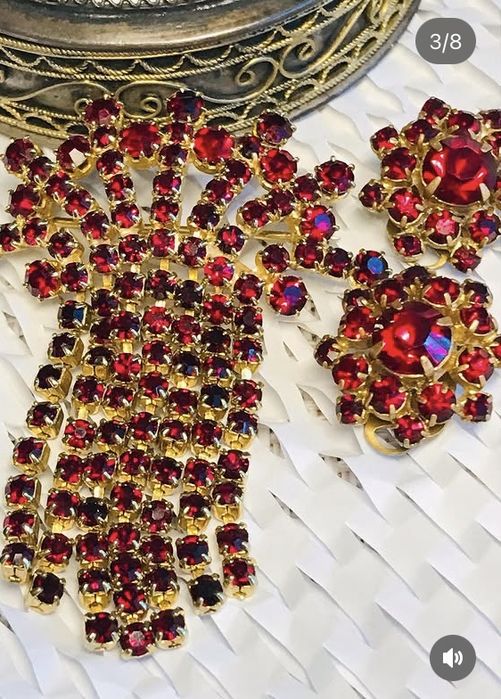 Вінтажні брошки.Лот вінтажних намист із штучних перлів і бісеру .