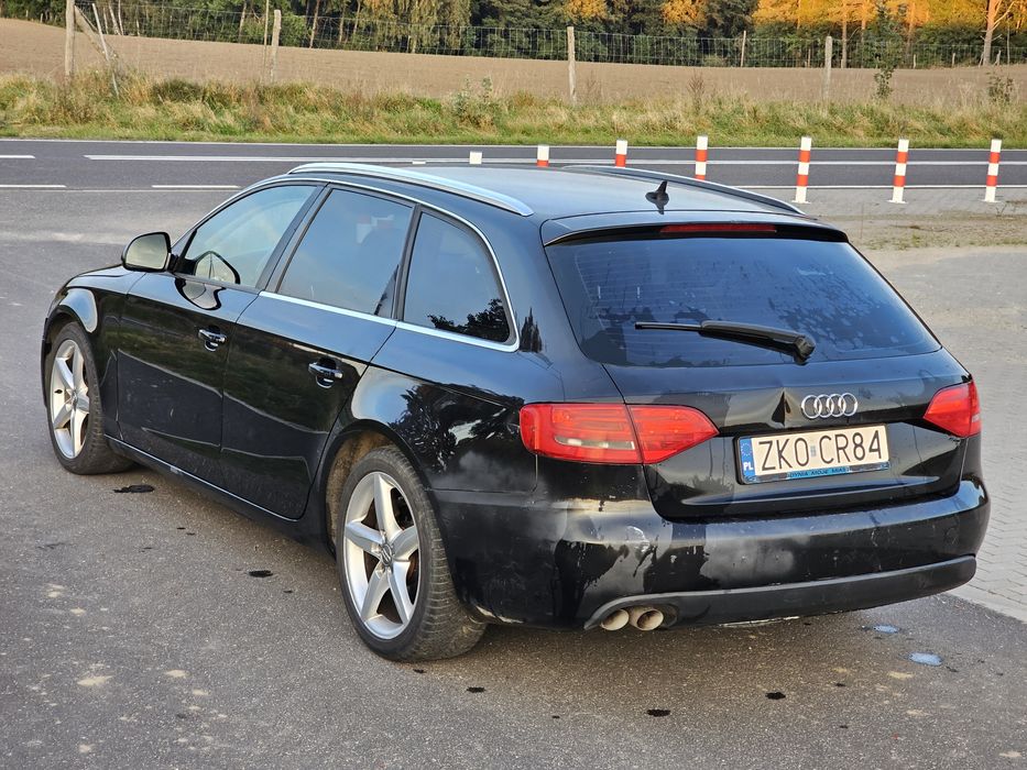 Audi a4b8 2.0 tdi 143 konie 2011 rok tempomat Kolorowy fis