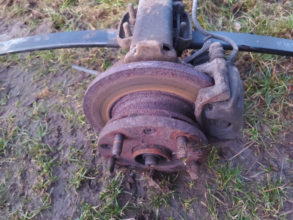 Ford Transit MK7 06-14r belka oś tylna czop piasta prawy lewy tył