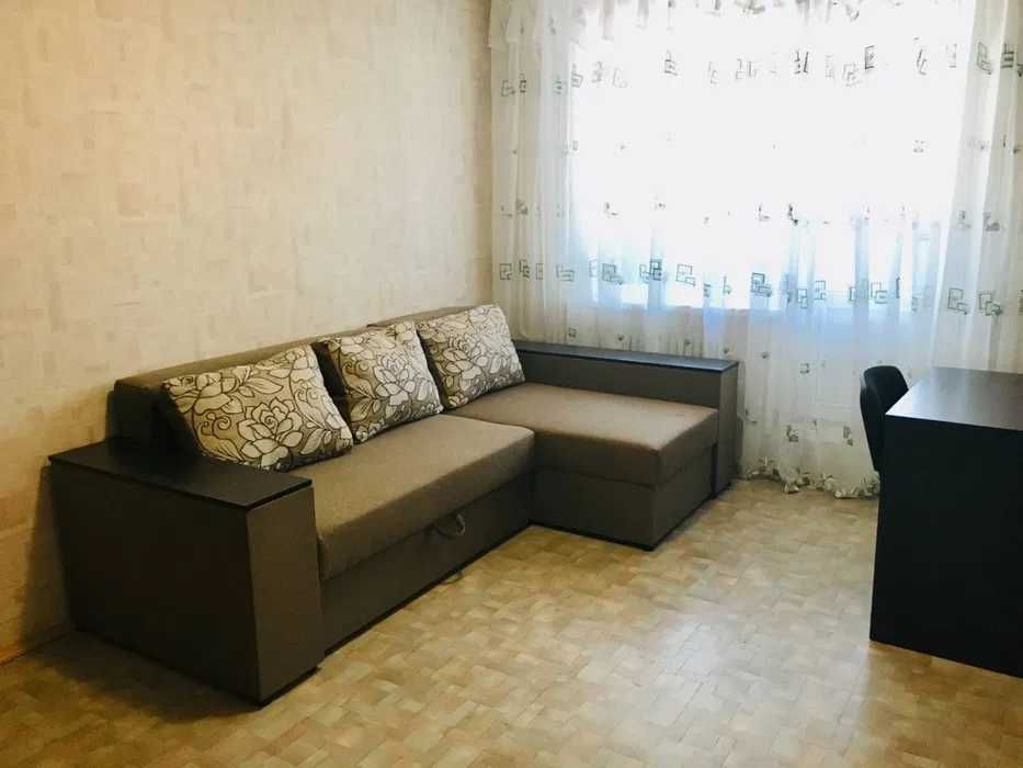 Продается 2-к квартира у метро, с ремонтом, мебелью и техникой (87546)