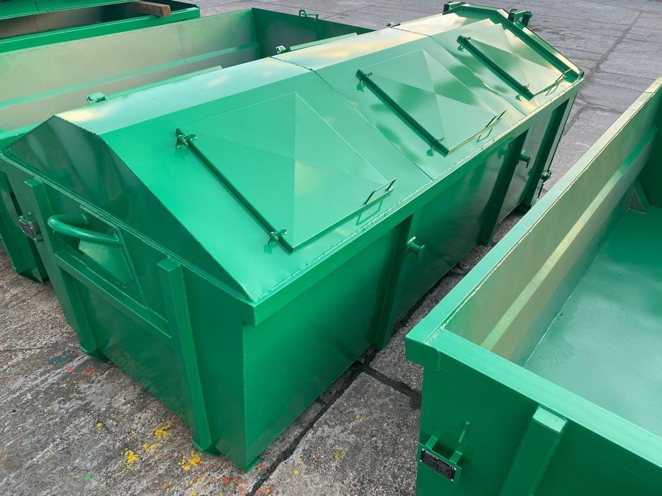 KP 7 zamknięty kontener hakowy bramowy na odpady gruz złom śmieci