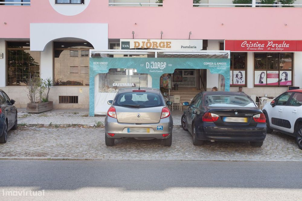 Loja, Costa de Caparica