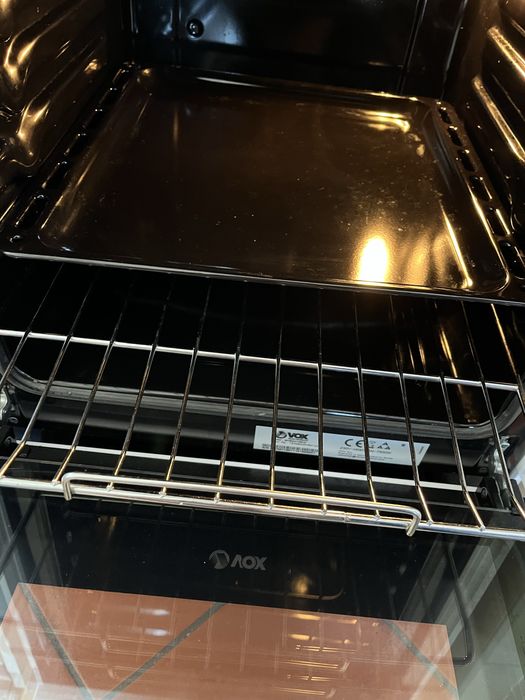 Fogão elétrico Vox - como novo. Comprado em Julho de 2025