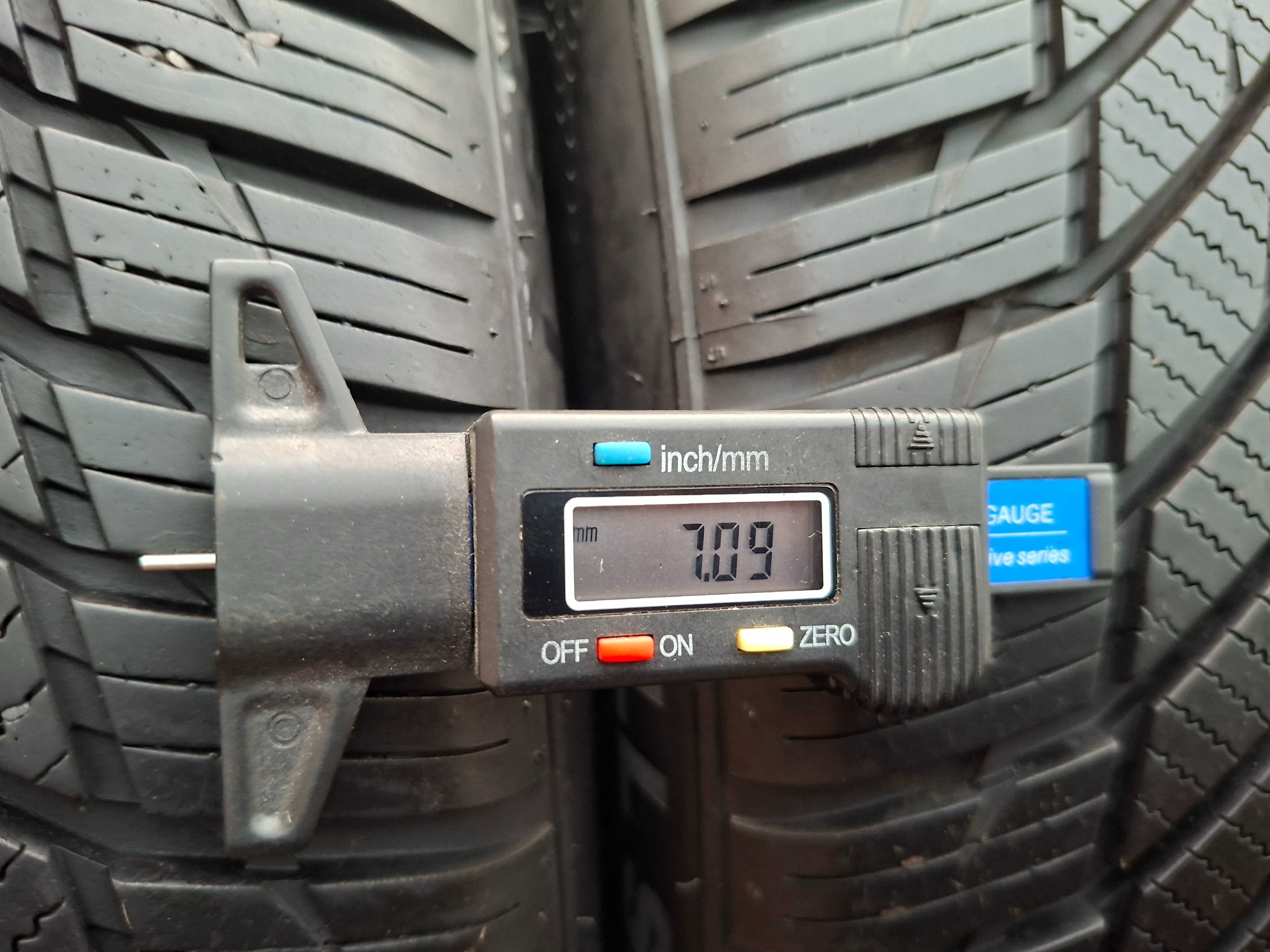 Opony Całoroczne 225/40R19 Minerva Master 225/40/19 4szt Wielosezonowe