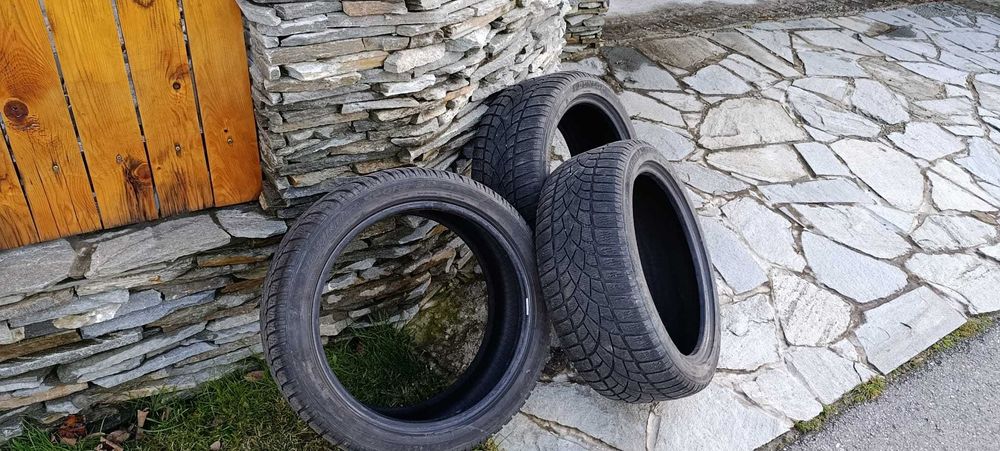 Opony Dunlop SP WinterSport 3D 235/45/19