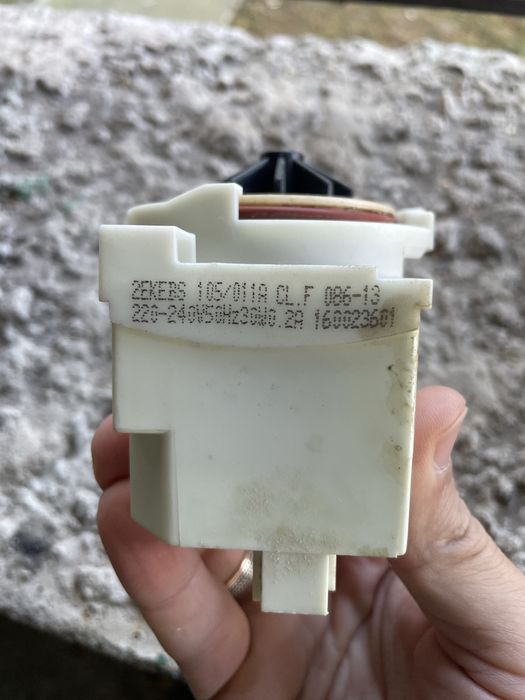 Насос зливний, помпа Ariston C00272301