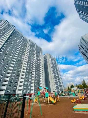 Продається 3-кімнатна квартира на Коноплянській 22б, ЖК "Navigator"