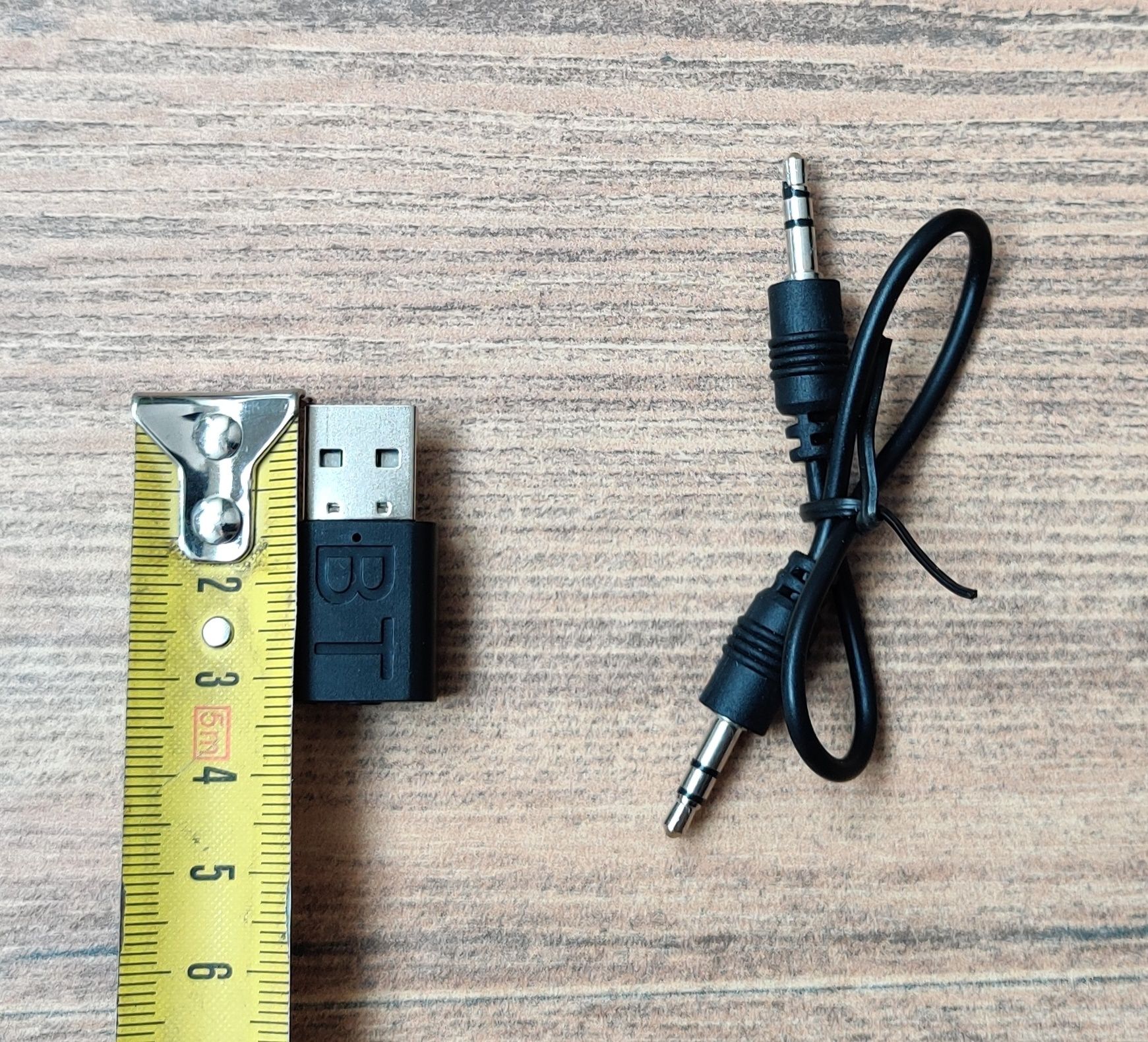 Адаптер BT660 Bluetooth 5.0 AUX+USB аудіо приймач ресівер до авто