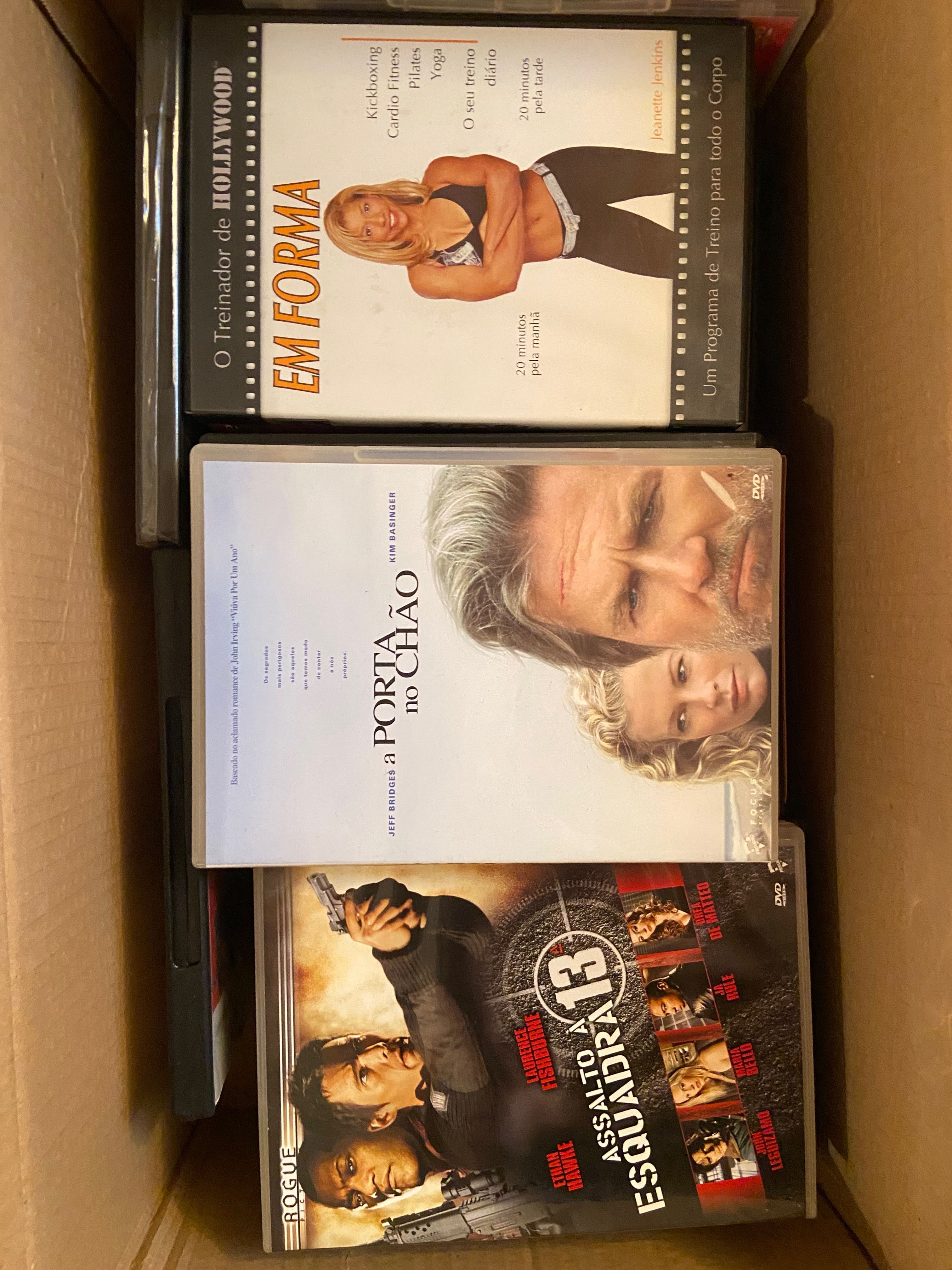 Vendo cds, dvds e cassetes antigos para coleção