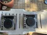 2x CDJ Pioneer 800