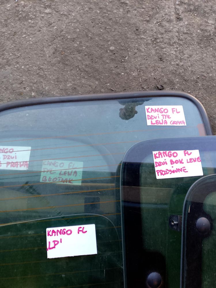 Szyba drzwi bocznych Kangoo I przesuwnych