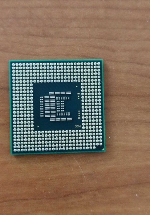 Процесор Intel Core 2 Duo Celeron 900 2.20 GHz 2.20/1M/800