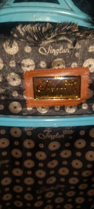 Продам шубу жіночу в доброму стані