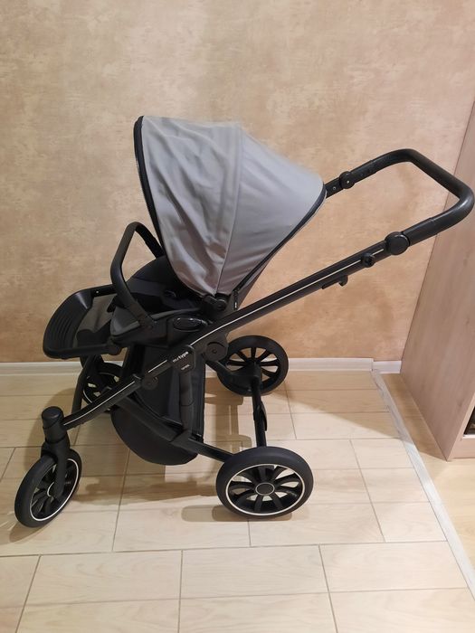Універсальна коляска Anex m/type