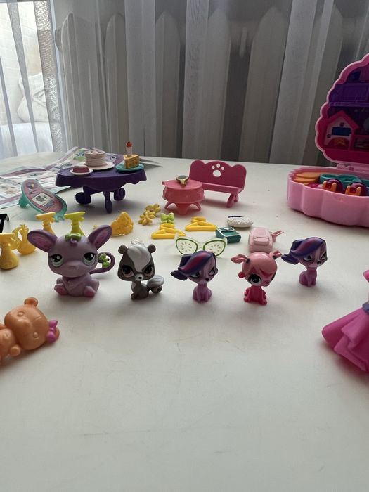 Polly pocket лялечки тваринки аксесуари одяг меблі
