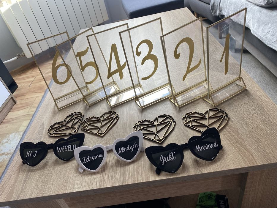 Numerki na stoly slub . Okulary itp