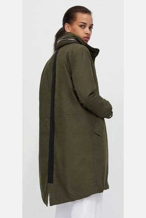 Курточка-парка Zara 2в1 M-ка с высоким воротам