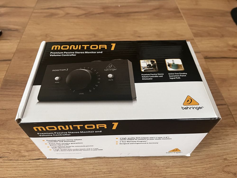 Behringer Monitor1 - Kontroler Audio (pasywny)