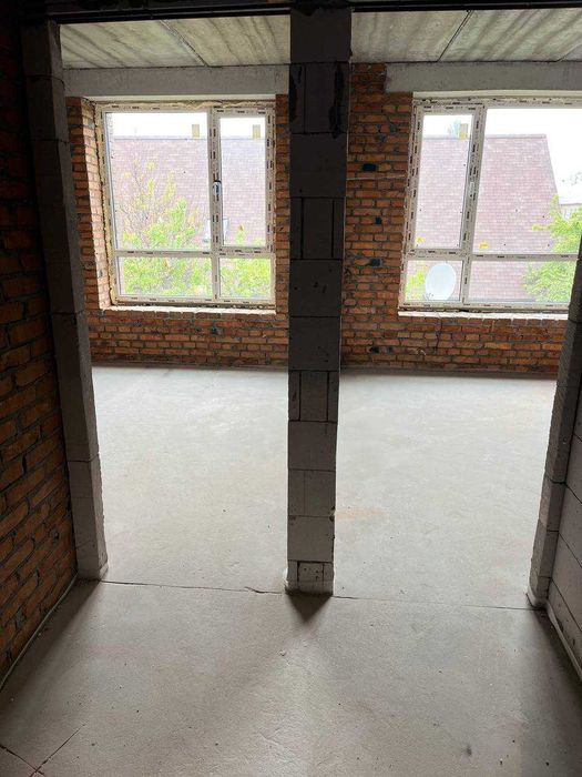 ЦЕНТР однокімнатна в клубному будинку є ГАЗ