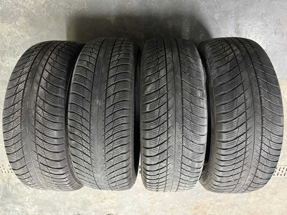4x Opona Bridgestone Blizzak LM 001 225/60 R18 104H