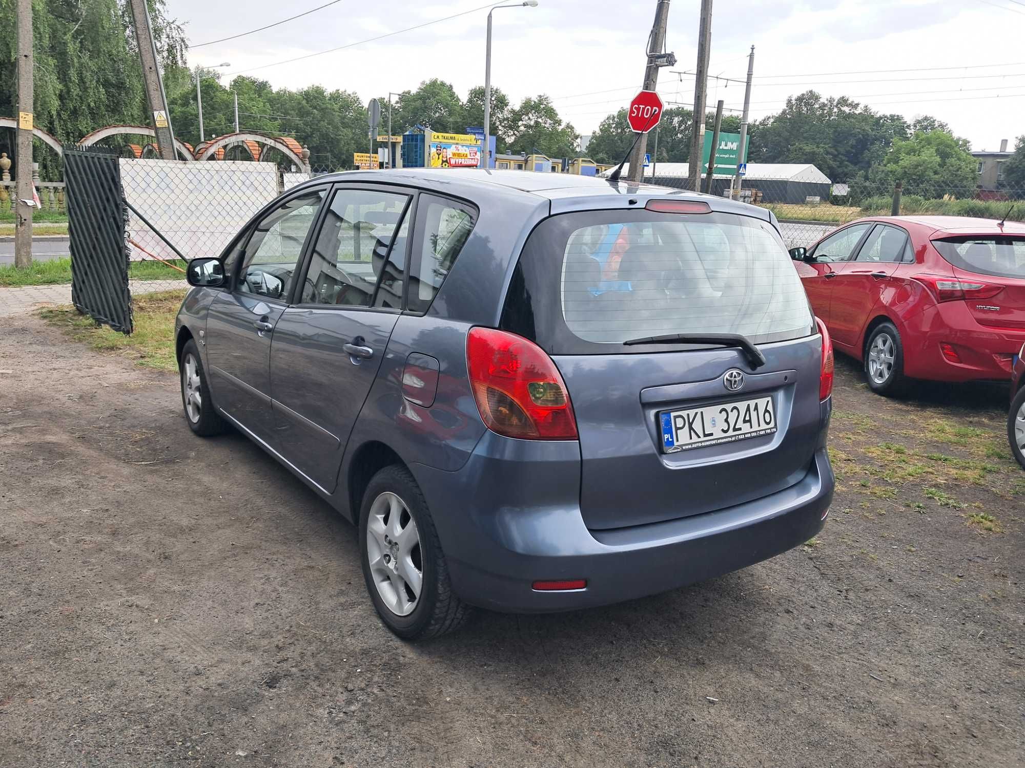 Toyota Corolla Verso 2.0 D4D 2003r