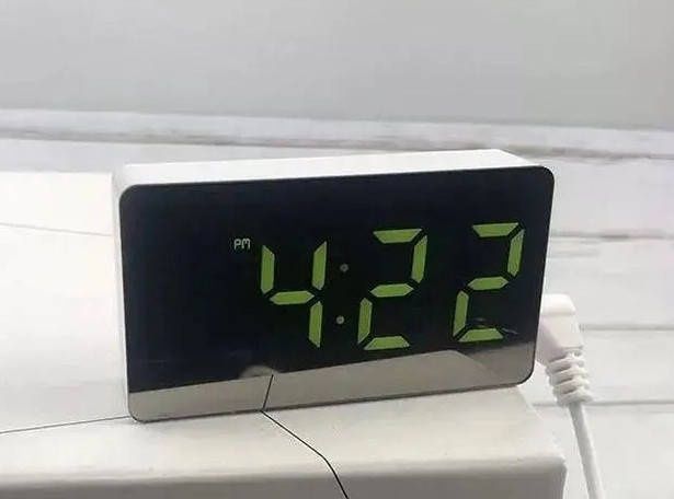 Настільний світлодіодний годинник будильник термометр os-001