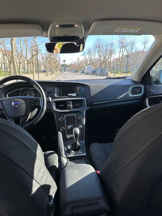 Volvo V40 1.6 Diesel – 114cv | 170.000km | Em bom estado