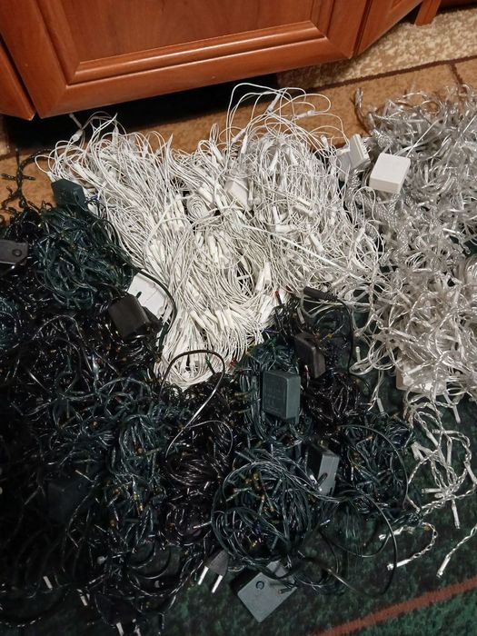 Продам Гірлянди Напівпрацюючі