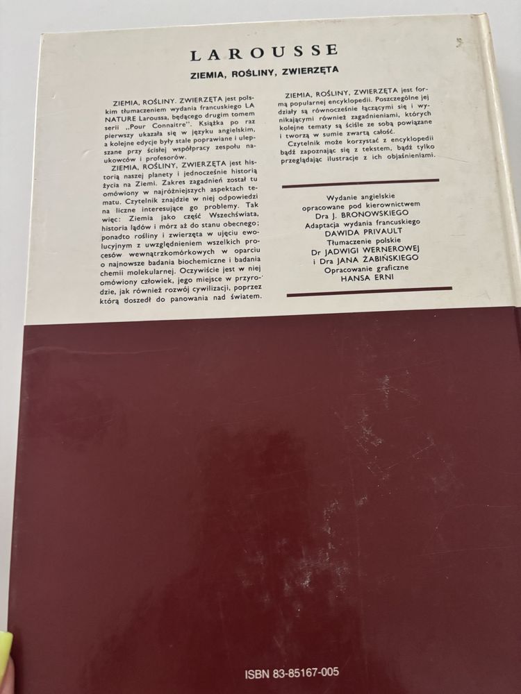 „Ziemia, rośliny, zwierzęta” Larousse