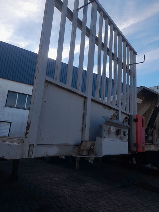 Semi-reboque 9 m 2 eixos