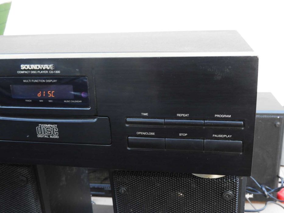 Odtwarzacz CD  Soundwave CD - 1300