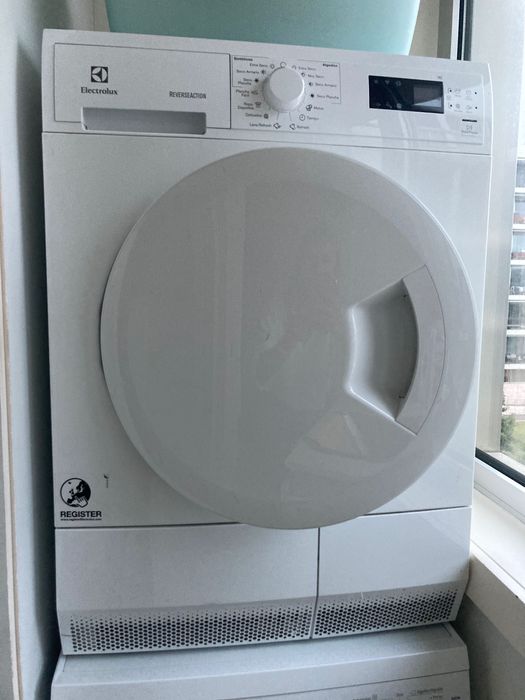Máquina de Secar Roupa Electrolux