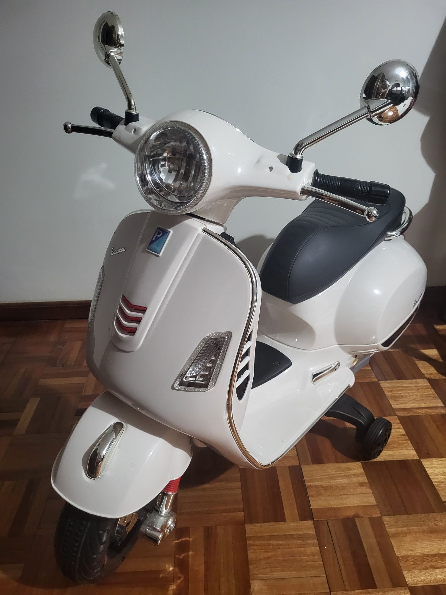 Mota vespa elétrica - infantil