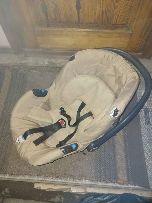 Дитяча коляска 3 в 1 італійського виробника