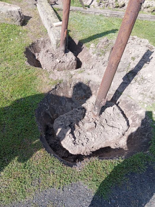Rozbiórki ,sprzątanie piwnic hal mieszkań wywóz odpadów