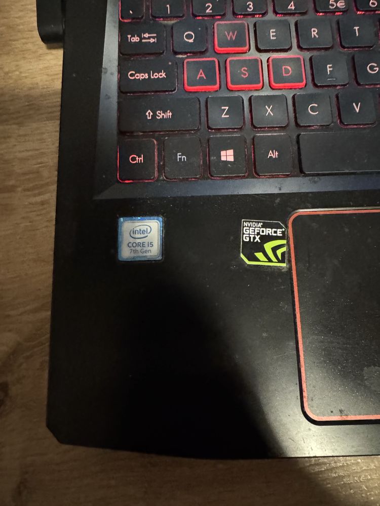 Acer Aspire vx15 gtx 1050 8gb ram 1TB